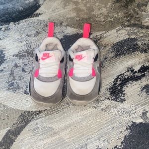 Baby Air Max 90 Crib Shoes, Size 3c